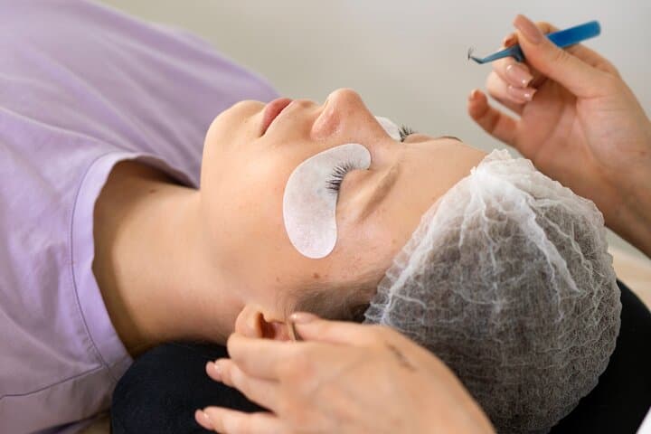 Luxury Lash & Nail Experience in Japan – English/Spanish Support — photo 11