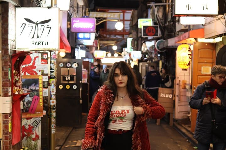 Tokyo Izakaya crawl (A tour of 2 izakayas, 1 bar, and a shrine) — photo 2