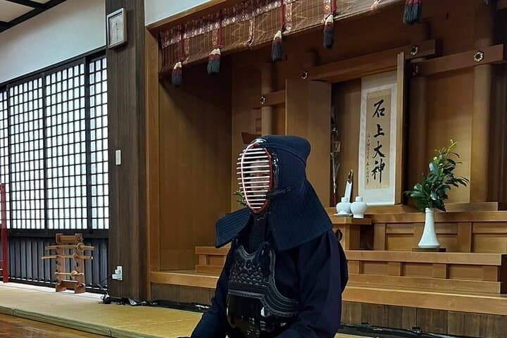 Kendo Swordsmanship Class Tour in Osaka — photo 6