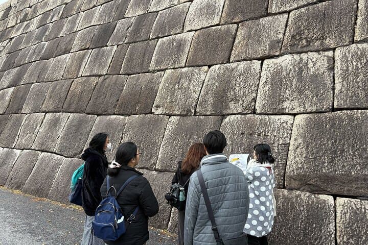 Tokyo Imperial Palace with Kagurazaka Alley Tour — photo 3