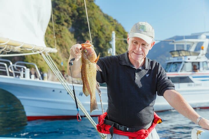 Fishing Tour Experience in Heda Numazu Shizuoka — photo 11