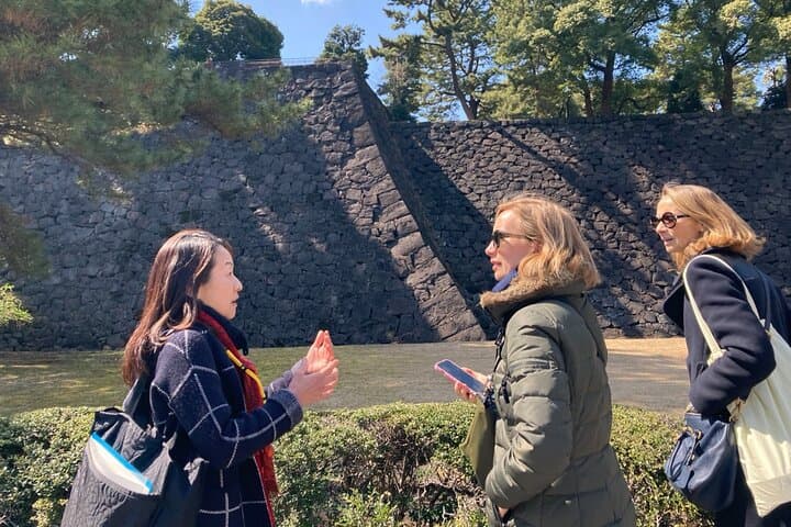 Tokyo Private Tour: Imperial Palace East Gardens&Edo Castle Ruins — photo 5