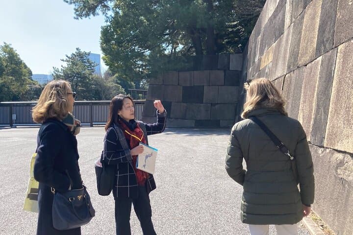 Tokyo Private Tour: Imperial Palace East Gardens&Edo Castle Ruins — photo 10