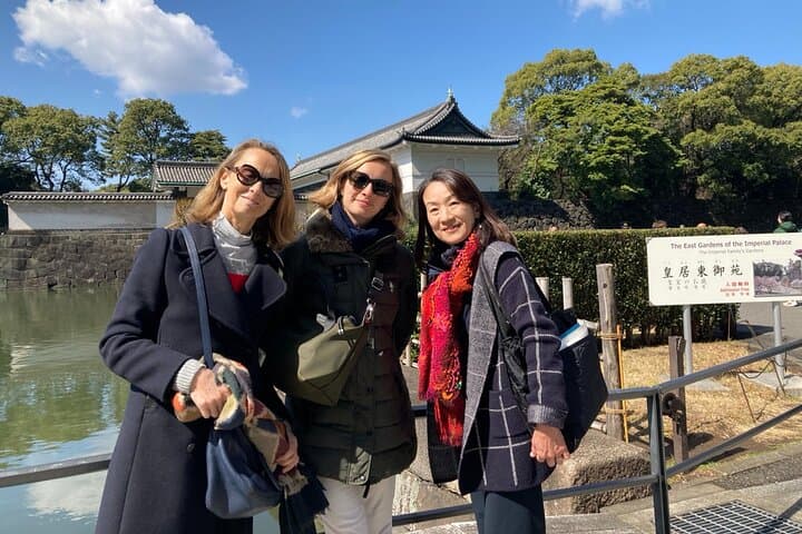Tokyo Private Tour: Imperial Palace East Gardens&Edo Castle Ruins — photo 16