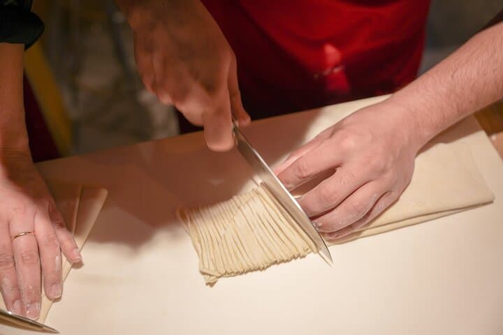 Kyoto Ramen and Gyoza Cooking Class with Professional Chefs — photo 12