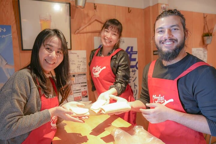 Kyoto Ramen and Gyoza Cooking Class with Professional Chefs — photo 11