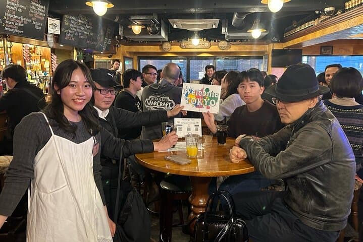 Meet Locals and Japanese Speaking Experience at British Pub Osaka — photo 3