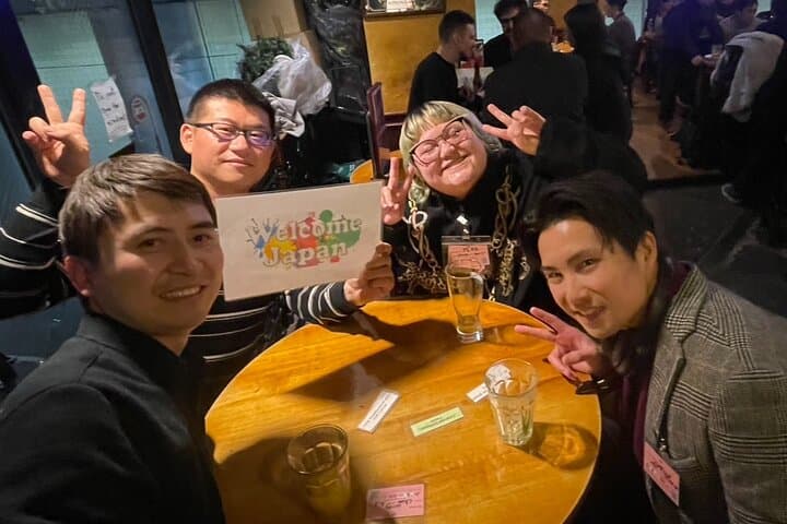 Meet Locals and Japanese Speaking Experience at British Pub Osaka — photo 16