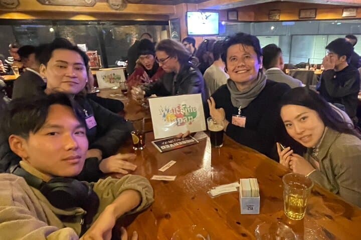 Meet Locals and Japanese Speaking Experience at British Pub Osaka — photo 17
