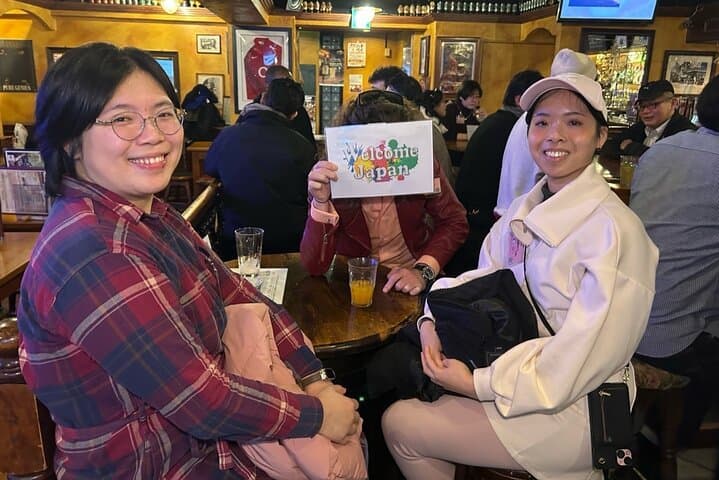 Meet Locals and Japanese Speaking Experience at British Pub Osaka — photo 19