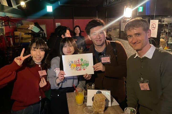 Meet Locals experience Fun Chat Drink Osaka International Party — photo 3