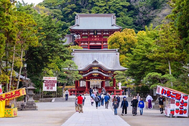 Kamakura & Yokohama 1-Day Private Car Tour with Hotel Pick-Up — photo 2