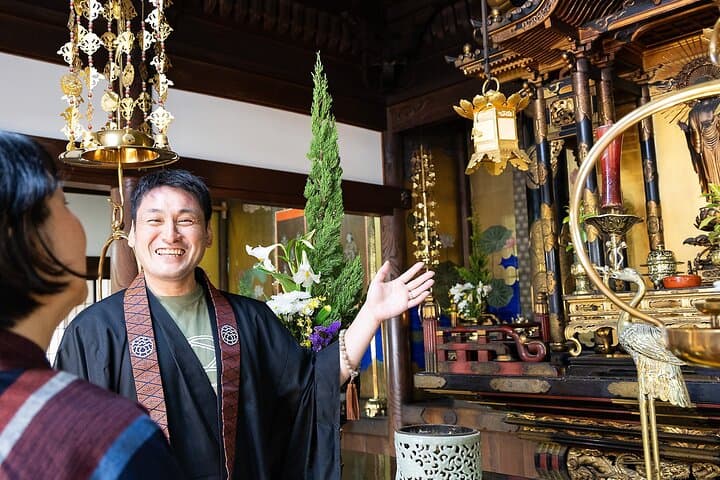 Temple & Local Life Walking Tour with a Monk near Kyoto — photo 9