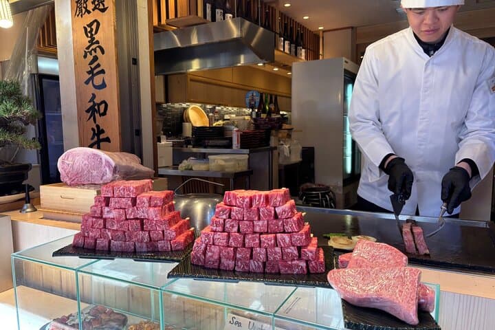 Tsukiji Fish Market Private Food Tour in Tokyo — photo 11