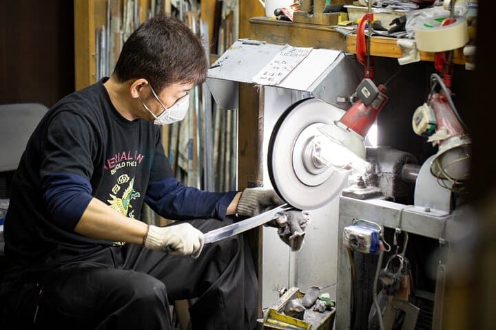 Japanese Sword Workshop Tour and Iaido Experience — photo 2