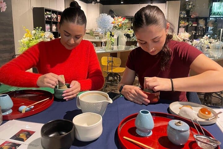 Matcha Making Experience in Shinjuku — photo 3