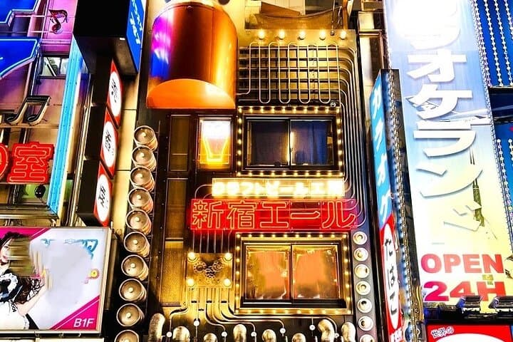 Urban camping at Shinjuku Kabukicho 【BBQ】w/ Local Guide — photo 15