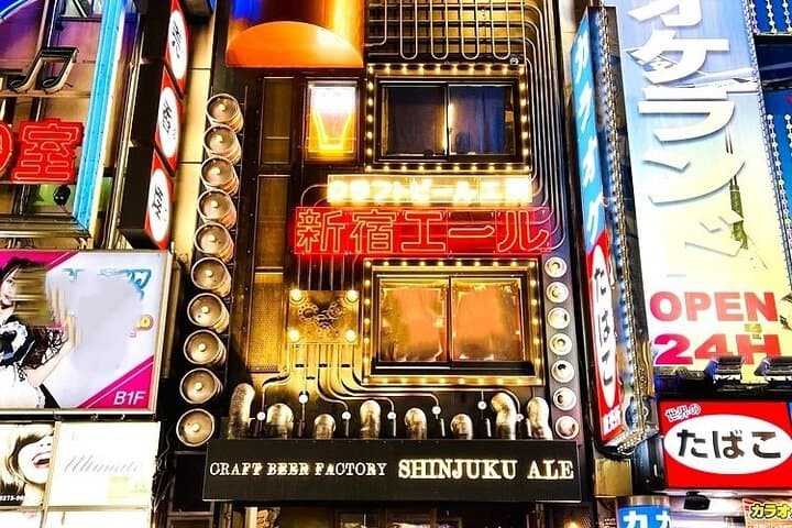 Urban camping at Shinjuku Kabukicho 【BBQ】w/ Local Guide — photo 10