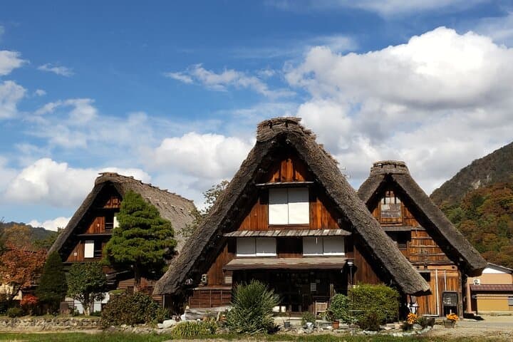 [One-day bus tour departing from Kanazawa Station] Shirakawa-go and Gokayama - Two World Heritage Villages Enjoyable Bus Tour — photo 12