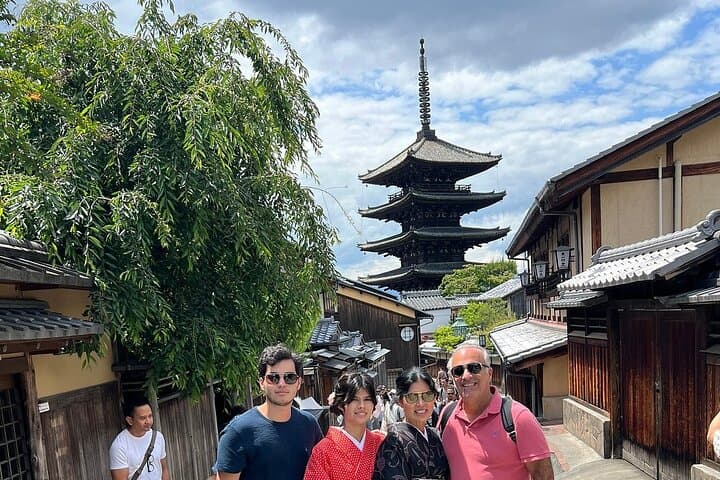 Kyoto Top 4 Sights in 6 Hour Private Walking Tour with Guide — photo 19