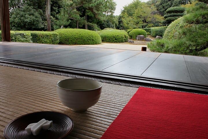 Nara Heritage Temple Tour with Kamameshi and Matcha Audio Guide — photo 7