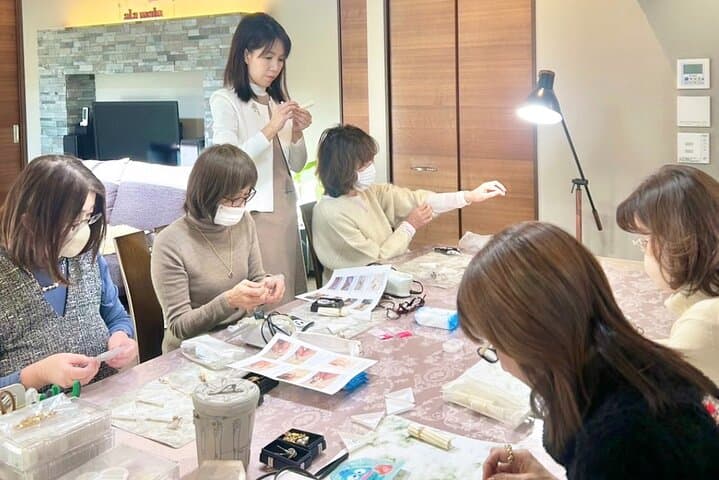 Making accessories from eco-friendly wood in Nara, Japan — photo 3