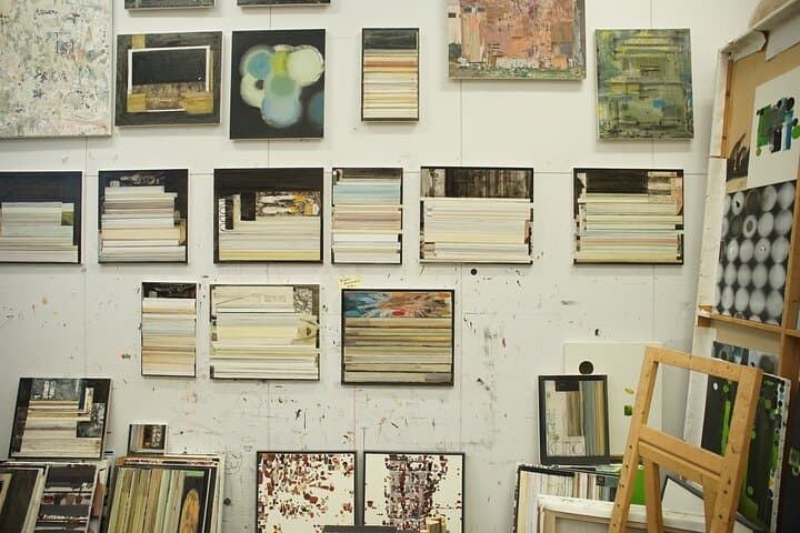 Not Your Typical Osaka Tour — Hidden Art Galleries & Local Lunch — photo 4