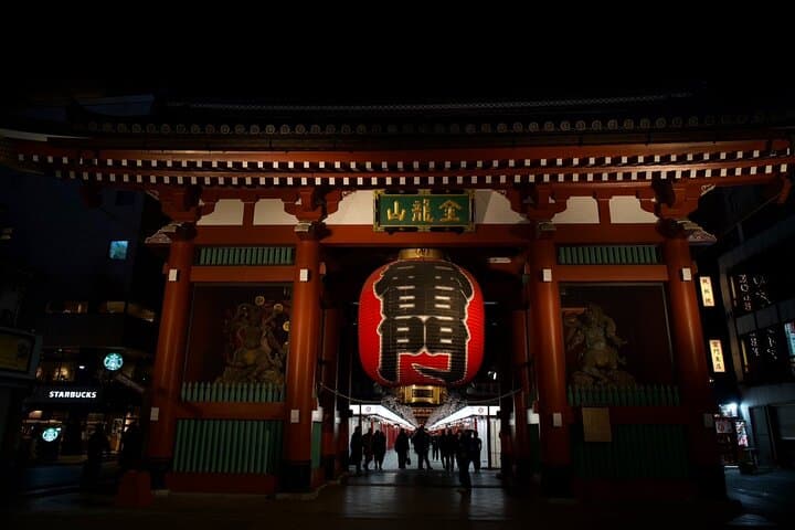 Asakusa Night Evening Walking Tour with English-Speaking Guide — photo 7