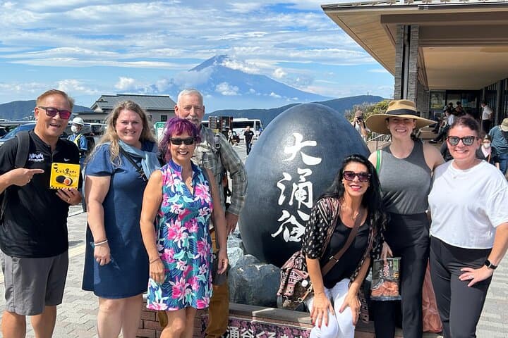 Full day Mt.Fuji&Hakone Tour with Guide-Driver 11-20 guests — photo 8
