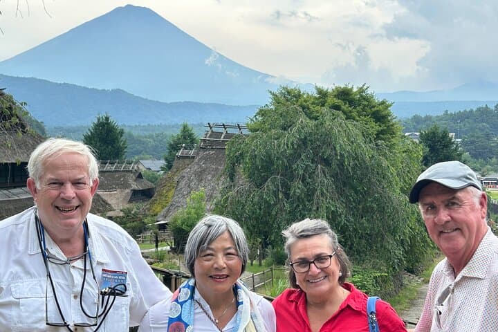 Full day Mt.Fuji&Hakone Tour with Guide-Driver 11-20 guests — photo 9