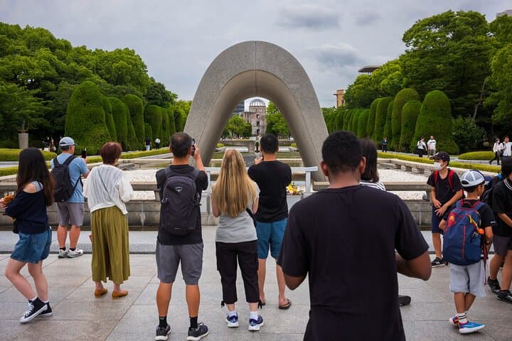 Hiroshima & Miyajima by Bullet Train from Tokyo — photo 7