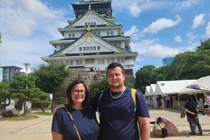 Cherry Blossoms Cruise and Osaka Castle Spring Tour — photo 2