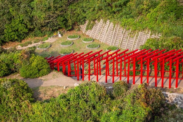 Kitakyushu Akiyoshido Cave Motonosumi Shrine Tour from Fukuoka