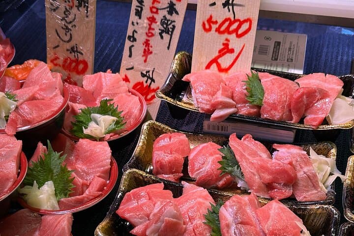 Tokyo Tsukiji Fish Market Tour & Sushi Cooking Class — photo 3