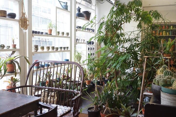 Not Your Typical Osaka Tour — Hidden Art Galleries & Local Lunch — photo 14