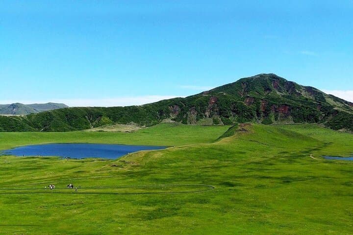 Aso Kusasenrigahama and Kurokawa Onsen Full Day Tour from Fukuoka — photo 3