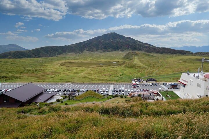 Aso Kusasenrigahama and Kurokawa Onsen Full Day Tour from Fukuoka — photo 4