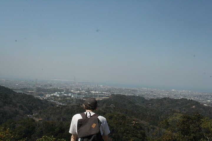 Escape the City Short Hike and Onigiri Picnic in Osaka — photo 6