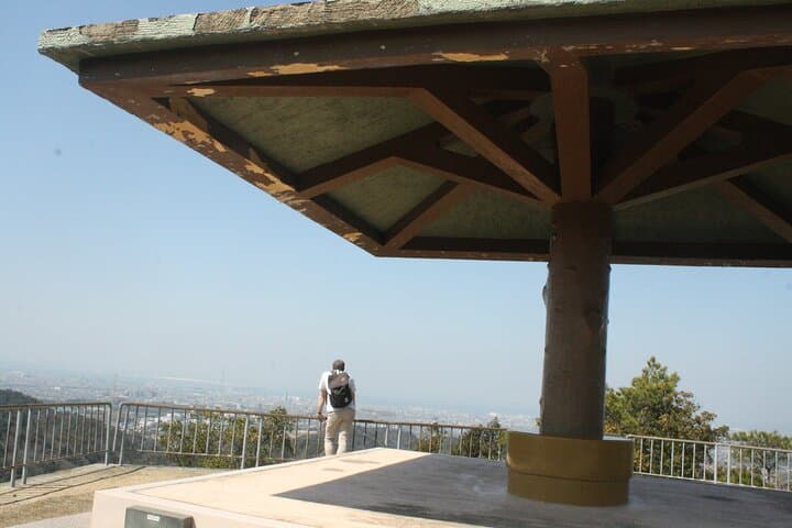 Escape the City Short Hike and Onigiri Picnic in Osaka — photo 2