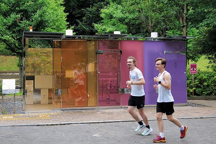 Run at Tokyo Imperial Palace with a Local: 7K Group Running Tour — photo 4