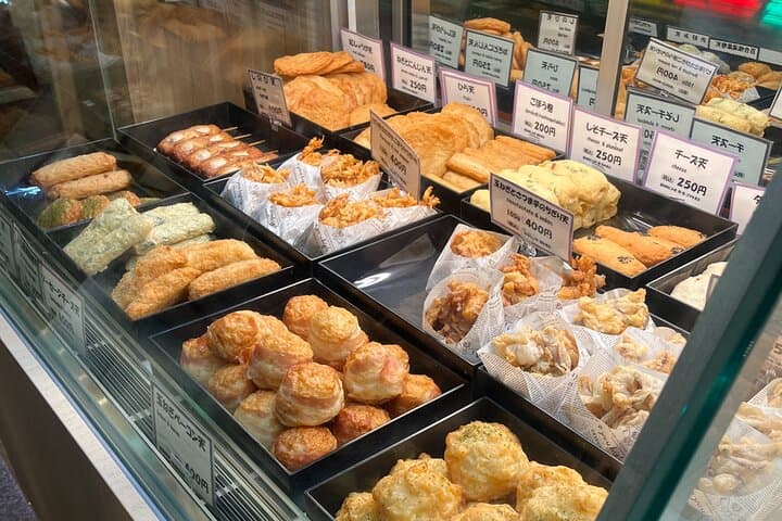 Nishiki Market Walking Food Tour With Gyoza Workshop — photo 3