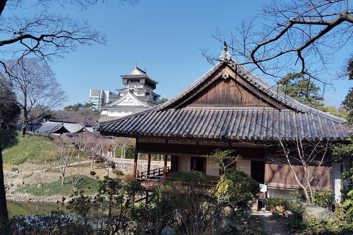 Kokura Castle and Garden Guided Tour in Kitakyushu — photo 4