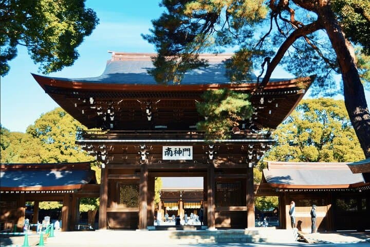 Tokyo: Meiji Jingu and Harajuku, sacred and profane — photo 1