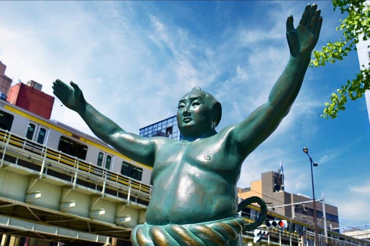 Tokyo: Step into tradition, sumo wrestlers and geisha — photo 1