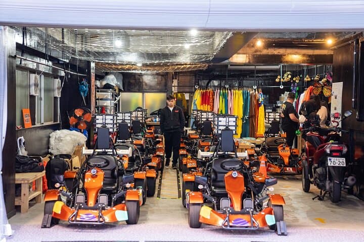 Tokyo Go-Kart through Shibuya and Shinjuku (IDP Required) — photo 11