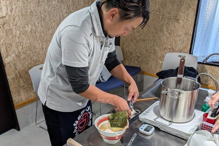 Hand-Pulled Noodle Challenge! A Ramen Master Experience to Enjoy — photo 12