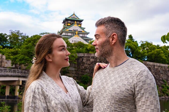 Iconic and Timeless Osaka Castle Private Photoshoot — photo 13