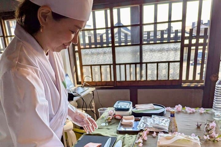 Little EDO Sushi Making workshop in Kawagoe — photo 14