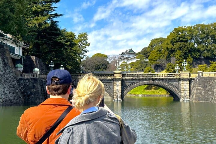 Tokyo: Edo Castle Ruins & Imperial Palace East Garden Guided Tour — photo 5
