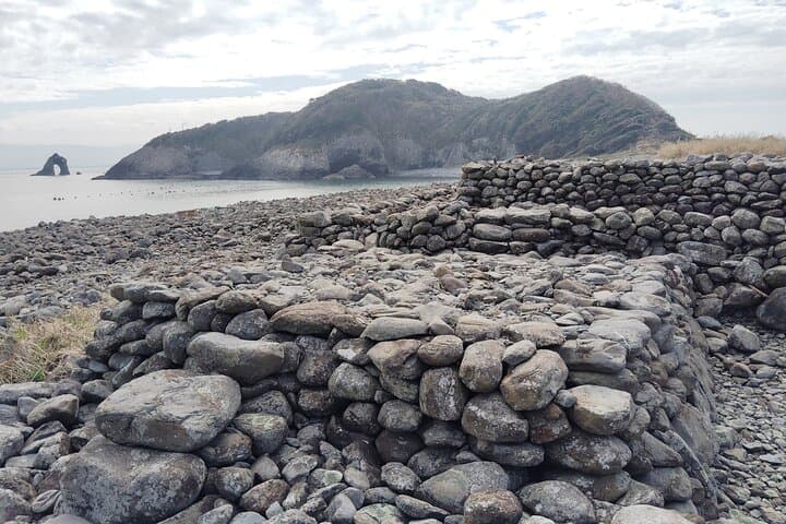 Ainoshima Island Tour - Cats, History and Nature from Hakata — photo 15